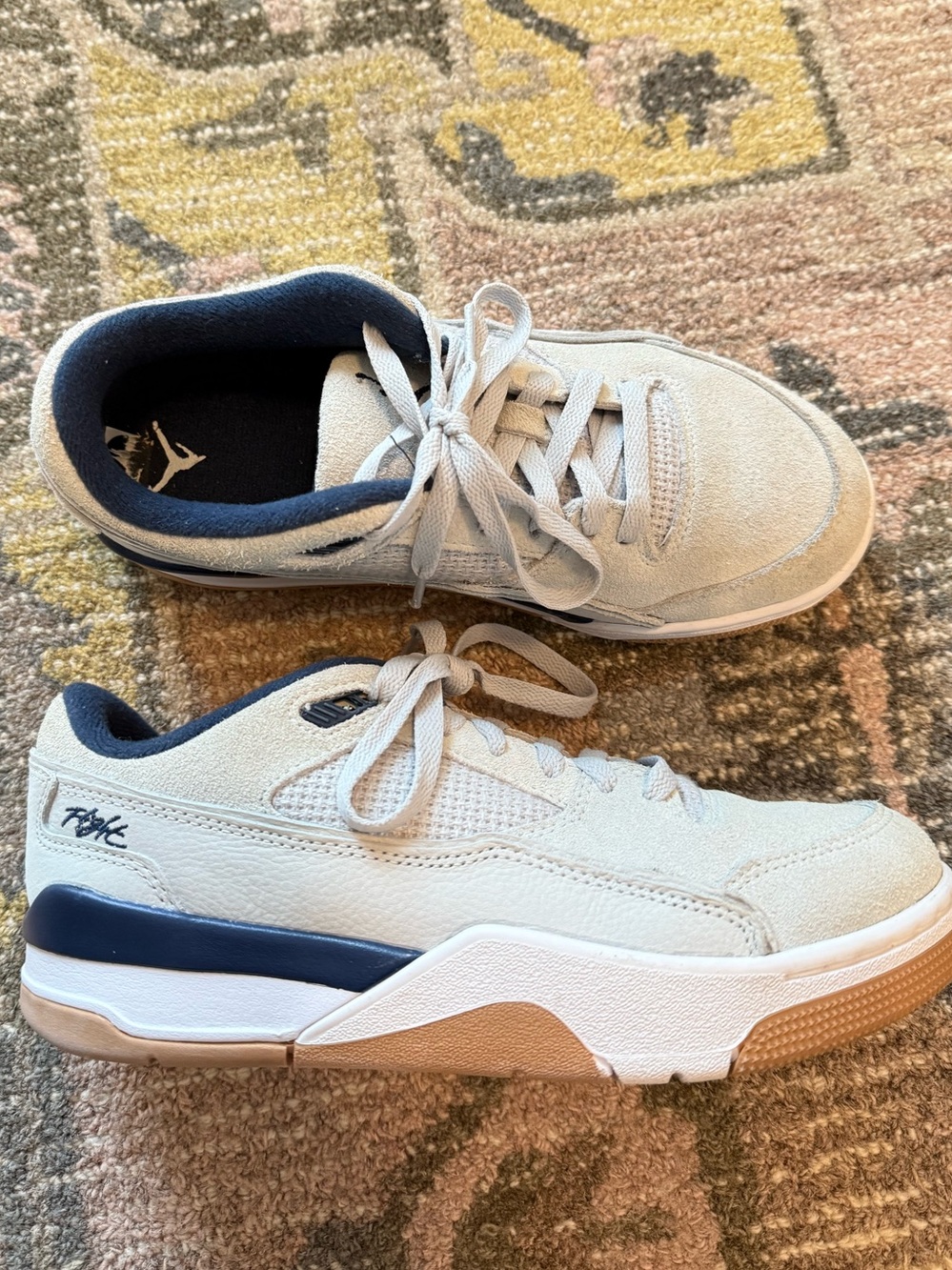 Nike Air Jordan Gray Low Sneakers sz 7